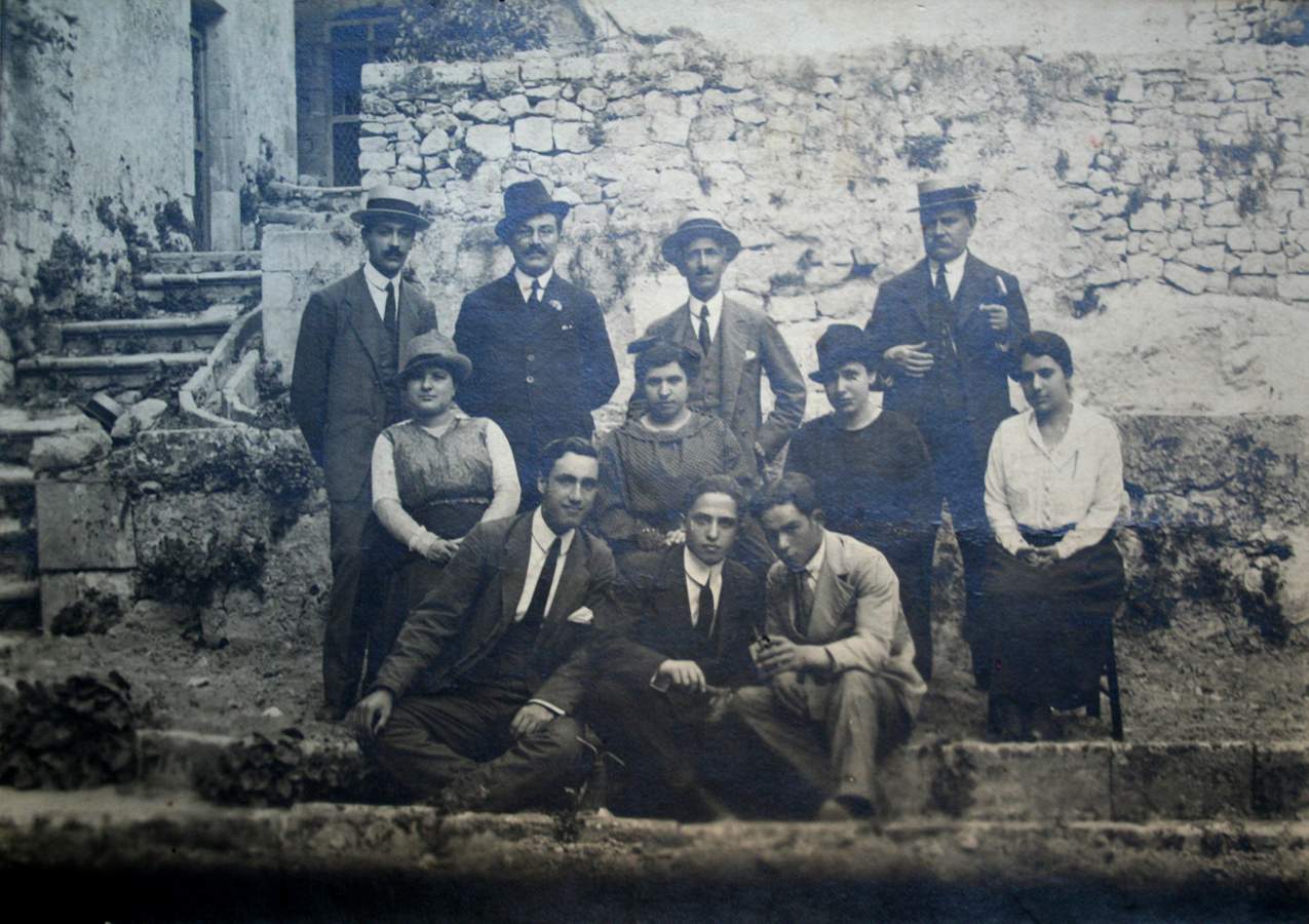 Foto 3 con i colleghi  Accademia_ anni20